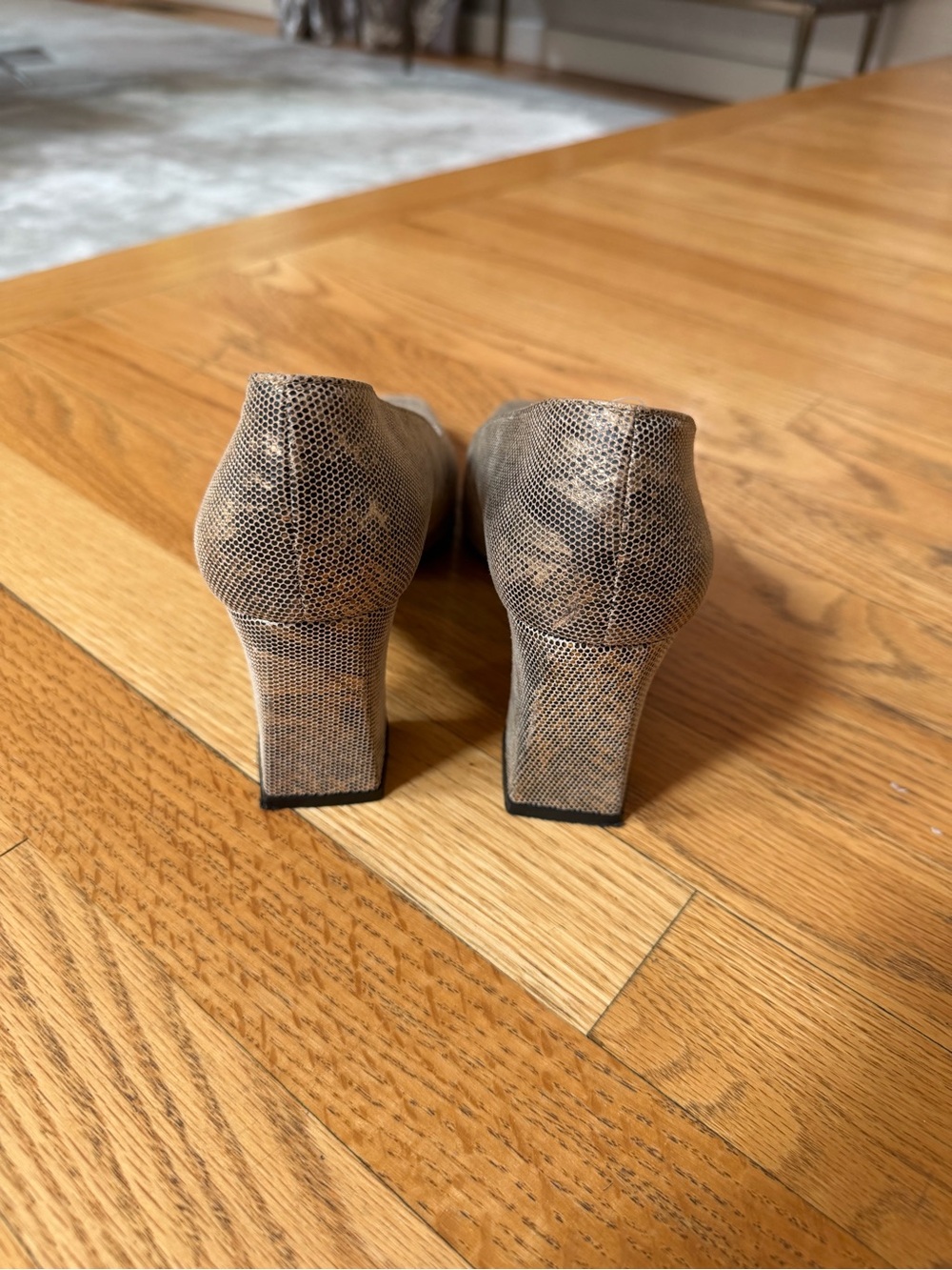 Stuart Weitzman Snakeskin Embossed Leather Block Heel Pumps - Picture 4 of 5